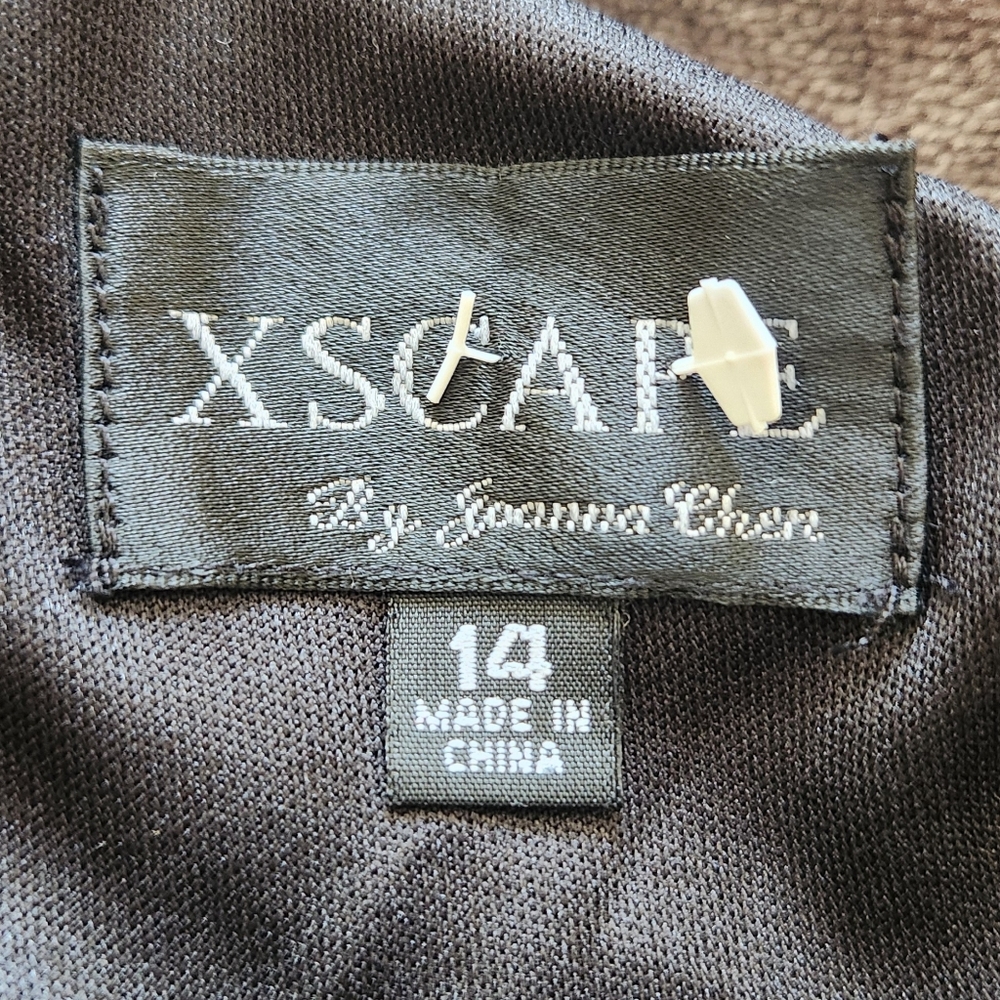 XSCAPE by Joanna Chen - Size 14 - Full Length Evening Dress - Picture 5 of 5